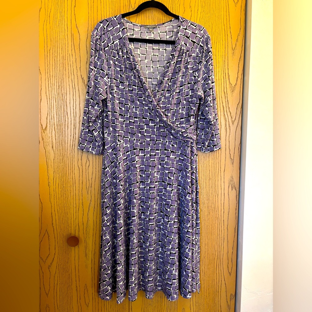 Apt 9 faux wrap dress w 3/4 sleeve. Sz PXL